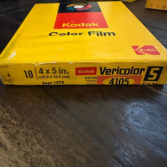 Kodak Vericolor S Color Film 4105 4x5 Sheet Film – Exp Sept 1975 - Picture 2 of 3